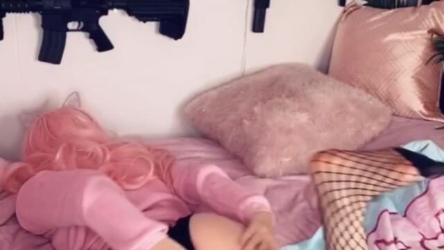 belle delphine feet porn