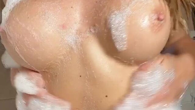 eliza rose watson squirting