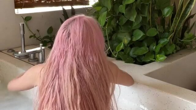 vyvan le only fans nude